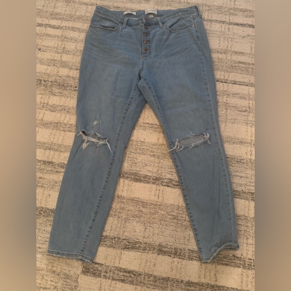 Universal Thread Blue Skinny Jeans with Distressed Details